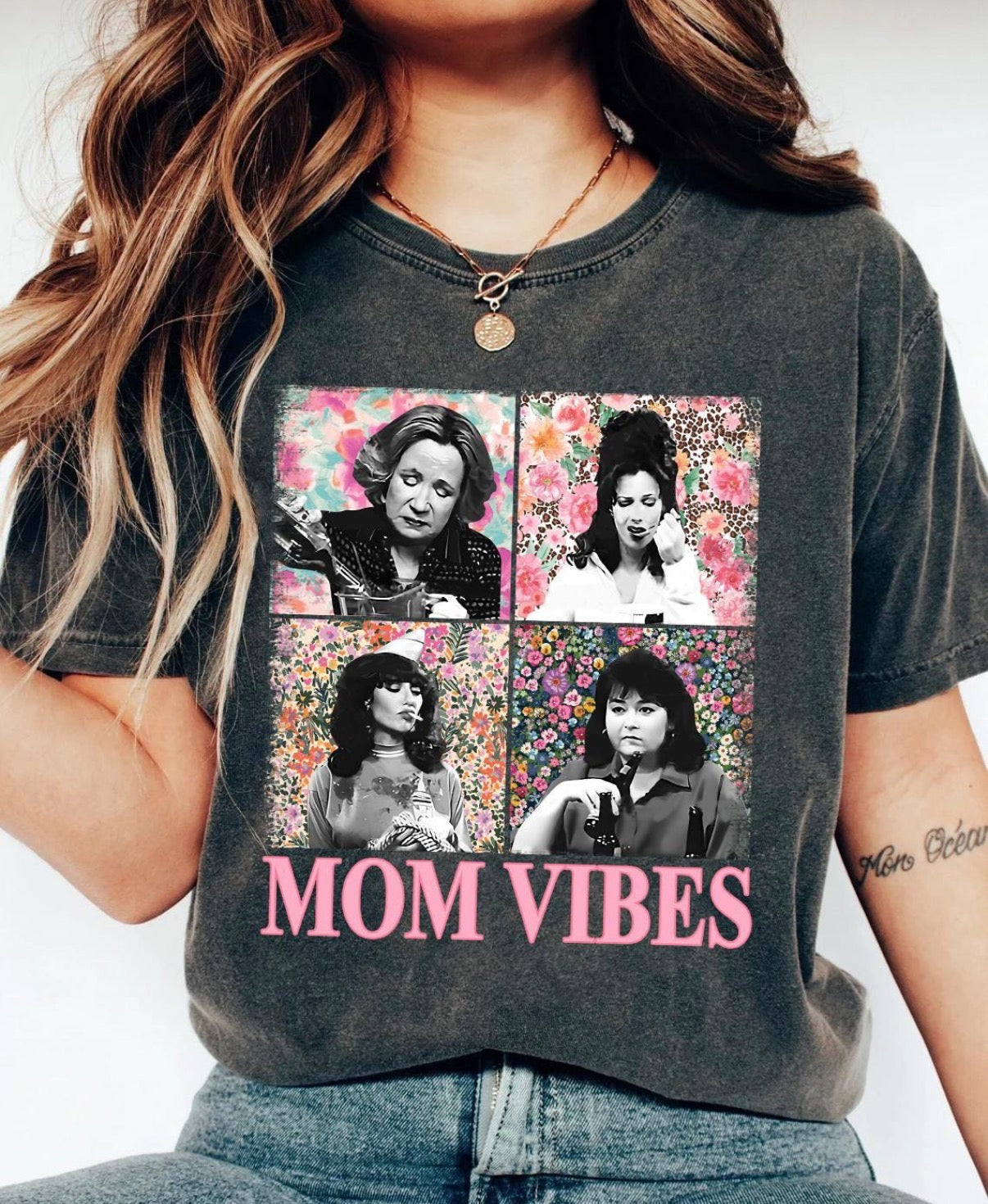 Mom Vibes Tee