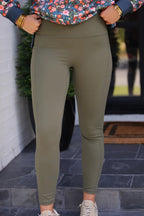 The Everyday Contour Legging- Olive
