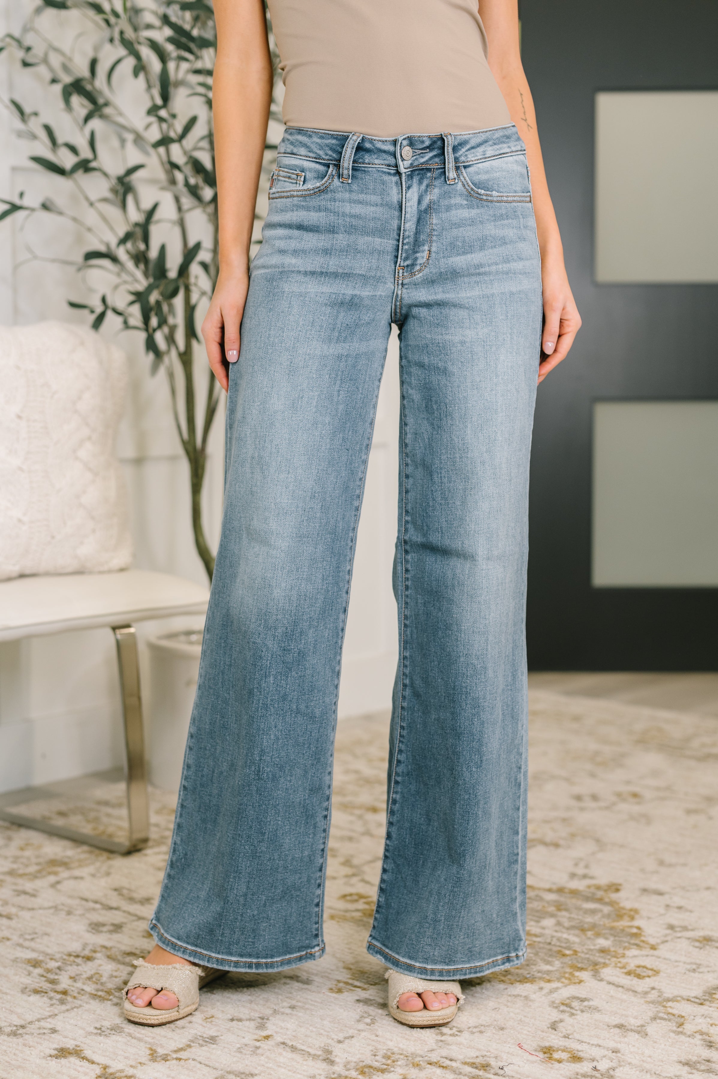 The Daydreamer Wide Leg Judy Blue Jeans