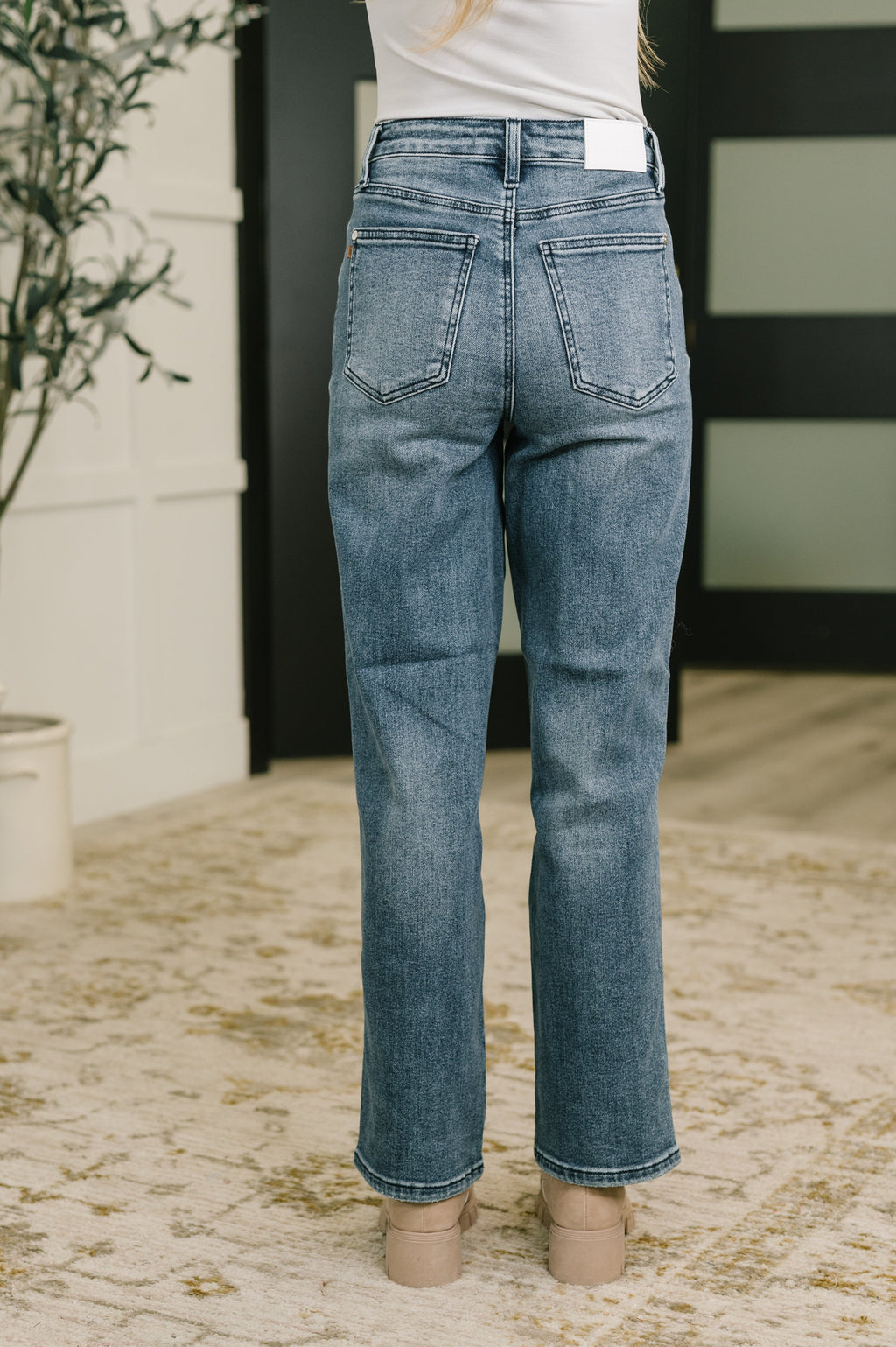 High Waist Straight Jean - Everyday Indigo