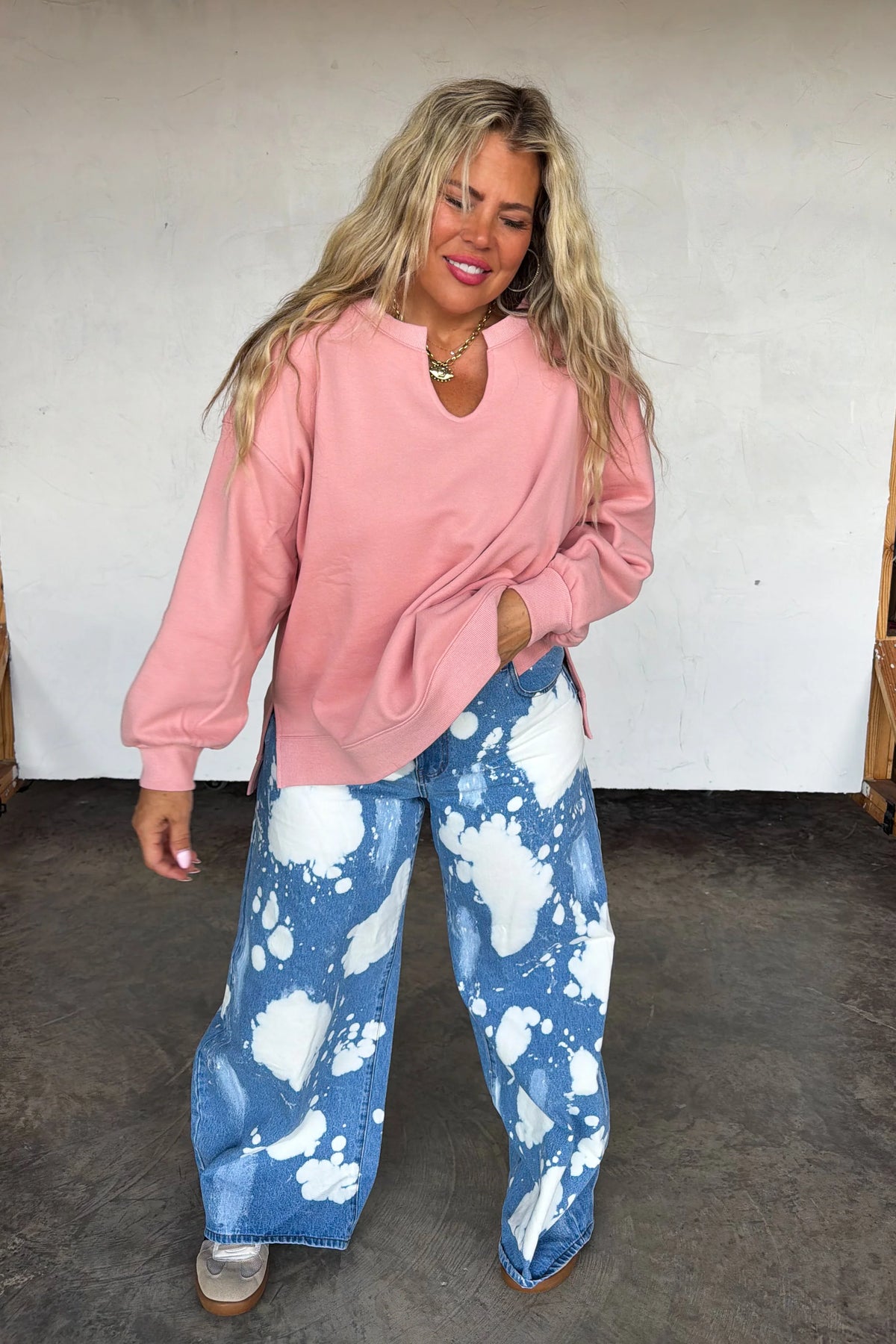 The Lived in Oversized Pullover - Pink