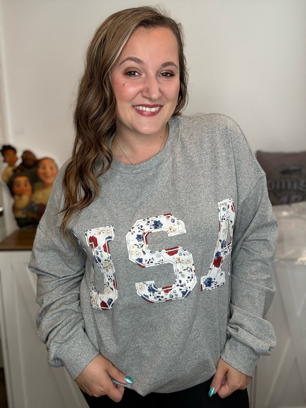 Miss Americana Ampersand University Pullover
