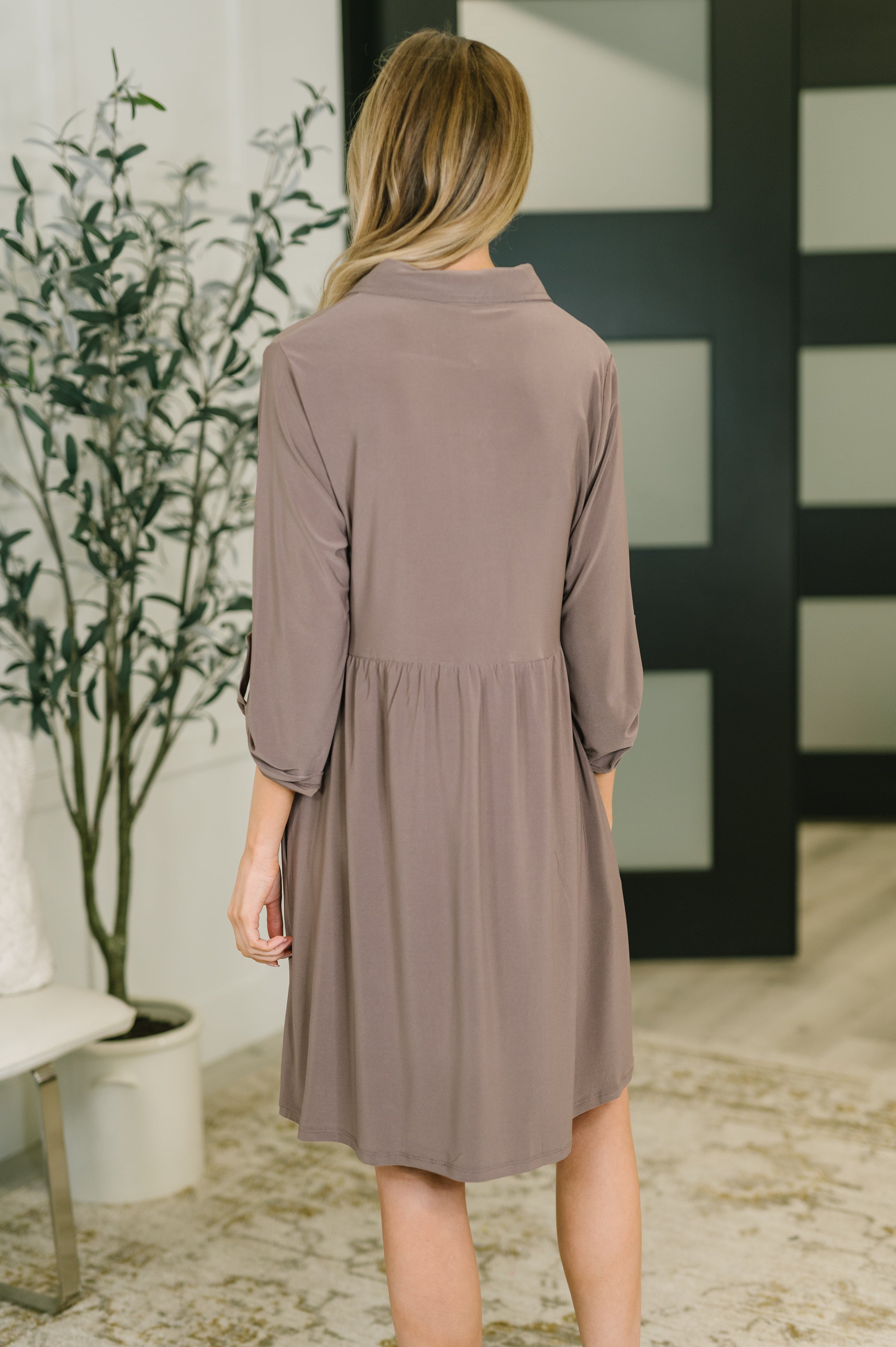 The Everyday Icon Dress- Mocha