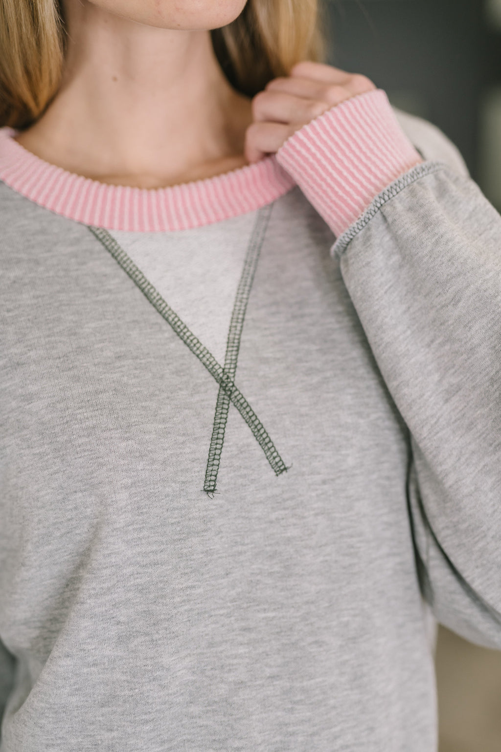 The Relaxed Refinement Pullover - Grey