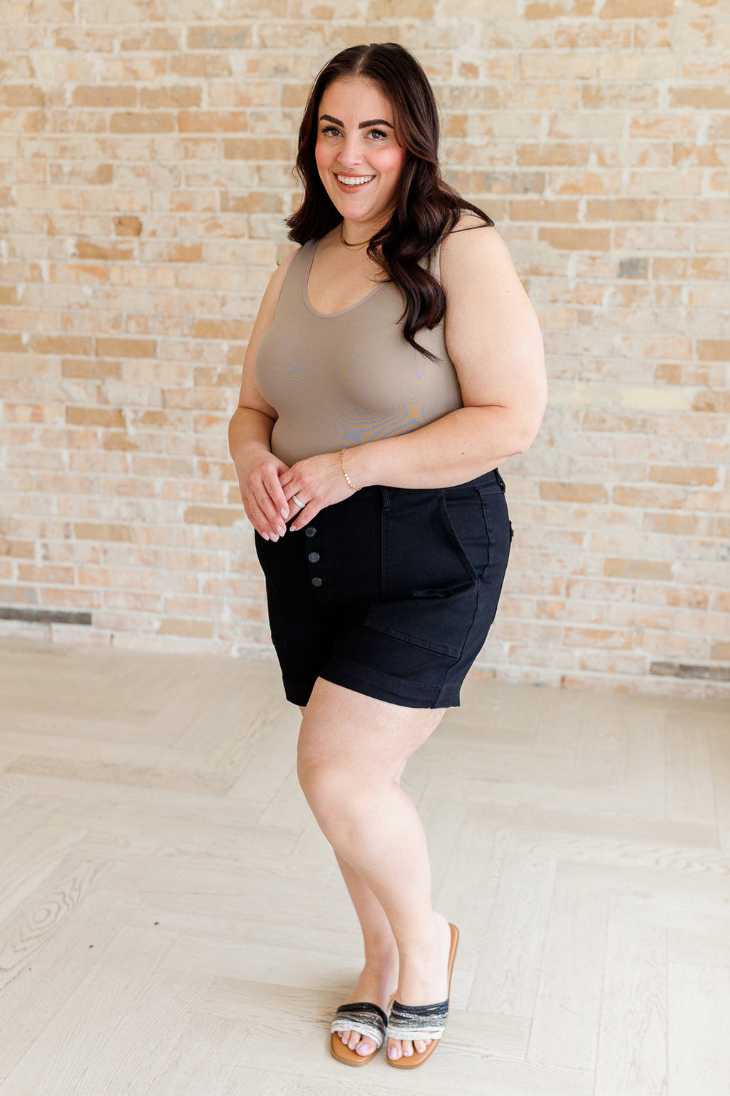 The Buttonfly Blackout Babe Judy Blue Shorts