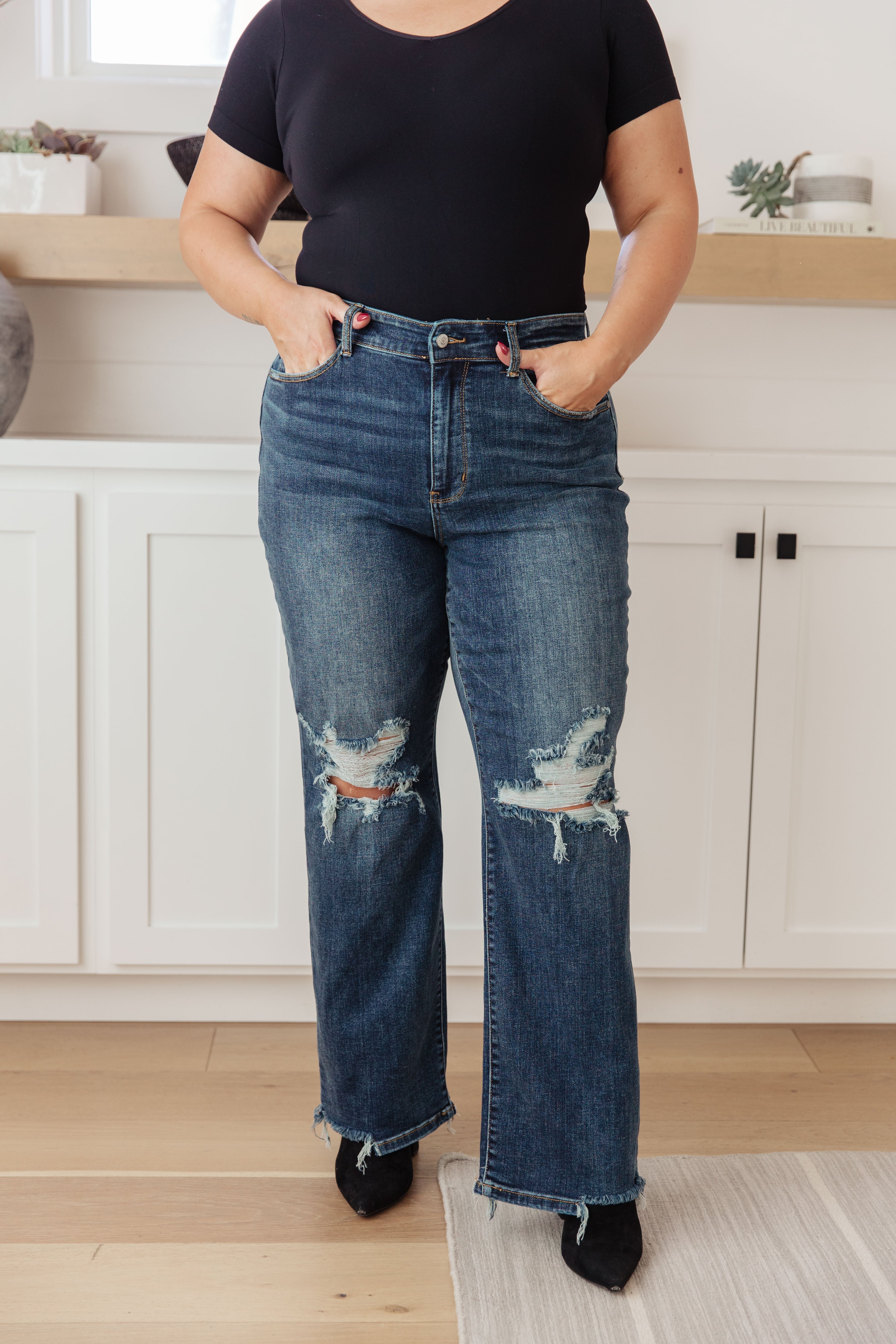 Judy Blue High Rise 90's Straight Jeans- Dark Wash